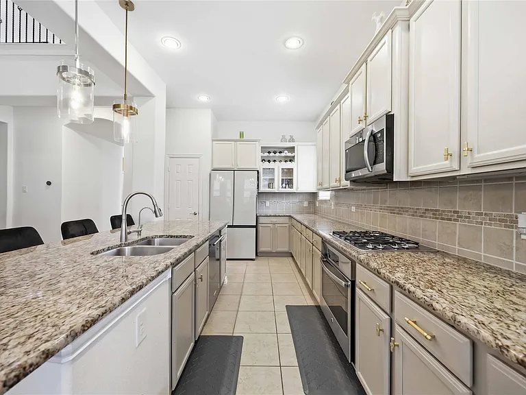 29011 Pinnacle Ridge Dr — Photo 20