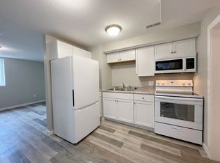 703 University Ave W #B, Minot, ND 58703