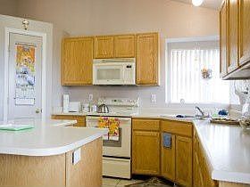 4th image of 6522 Castleford Dr