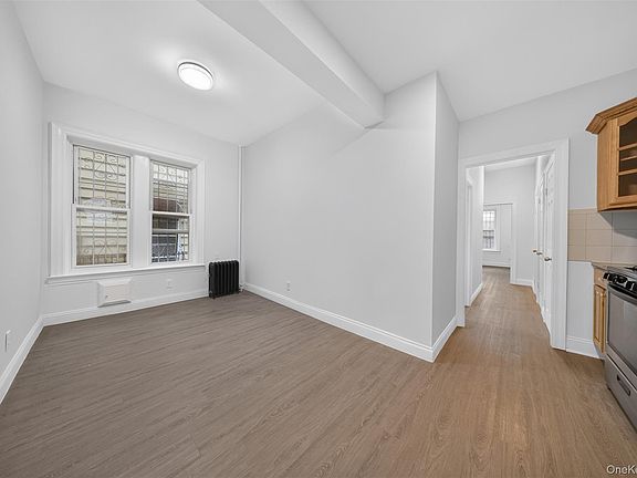 5th image of 80 Schenck Avenue
