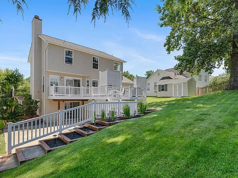 39 Thornberry Ln — Photo 9