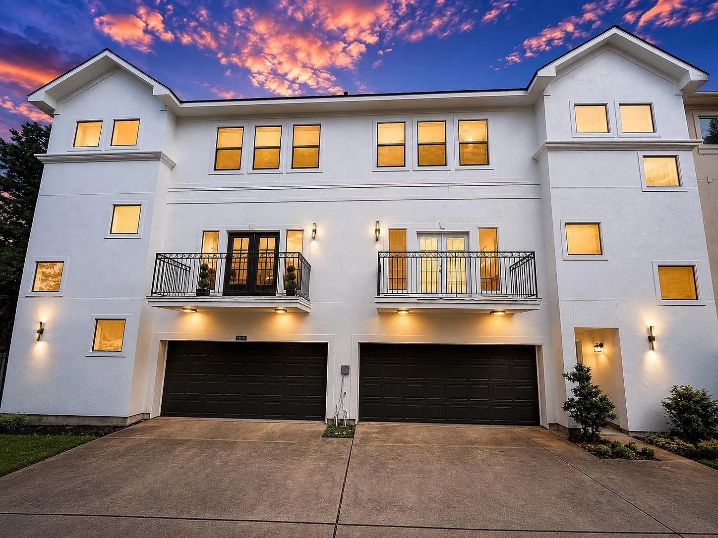 3 bed, 4.0 bath, 2384 sqft, $2,800 — Photo 2