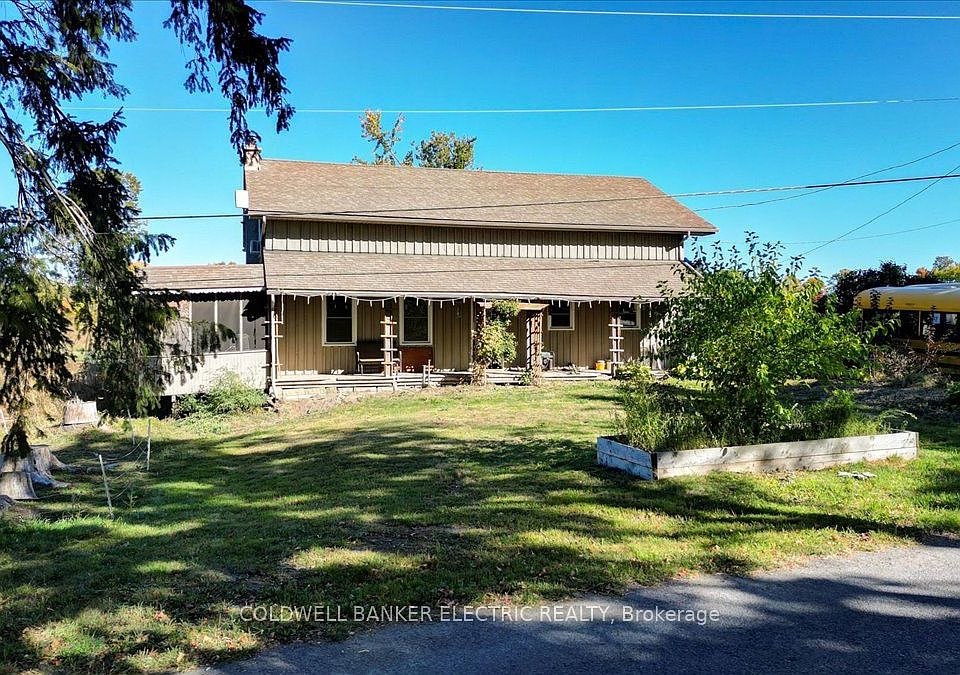 1st image of 450 Thomasburg Rd