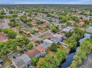930 SW 74th Ave, North Lauderdale, FL 33068