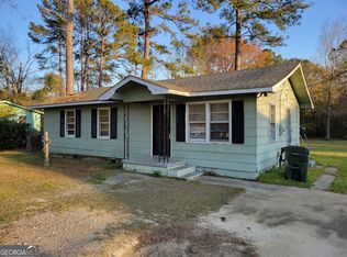 528 Tarver St, Millen, GA 30442