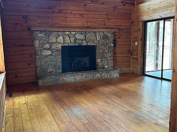 5th image of 1420 Old Mush Creek Rd