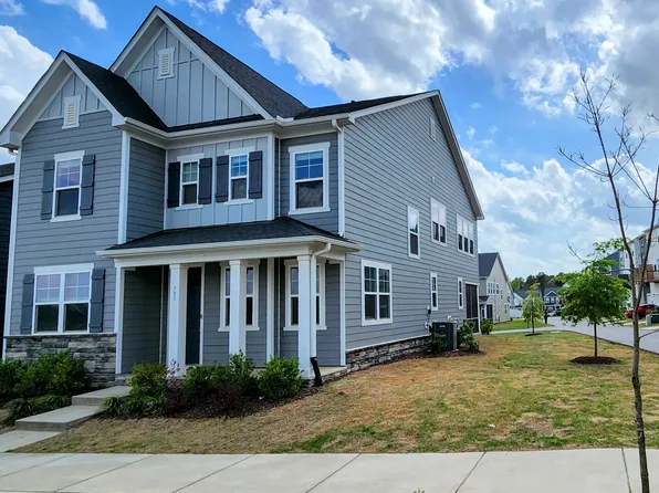 785 Cormiche Ln, Wake Forest, NC 27587