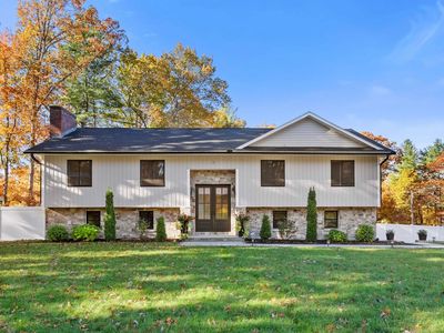 3 Robin Drive, Hudson, NH, 03051