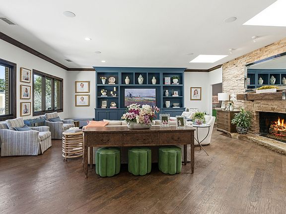 5th image of 4304 Briarhaven Rd