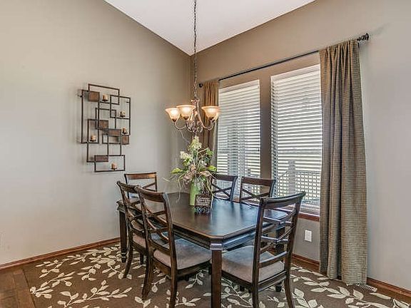 5th image of 1340 N Countrywalk Ct
