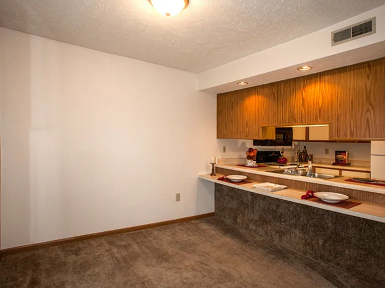Ashley Oaks Apartments — Photo 9