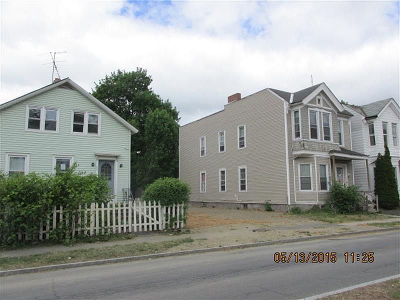 2nd image of 59 6th Ave