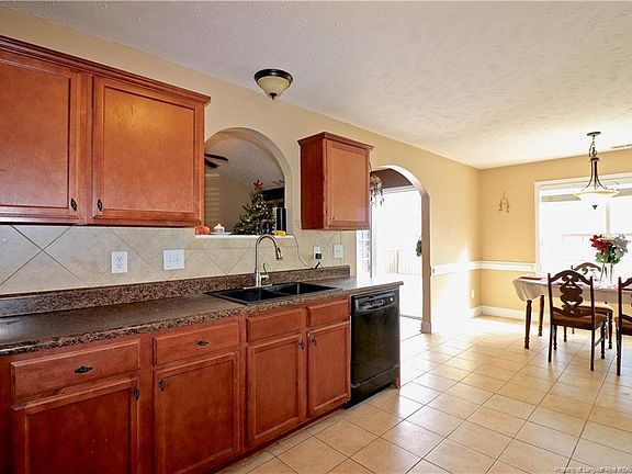 5th image of 278 Autumn Ln