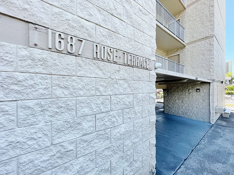1687 Pensacola St #505 — Photo 7