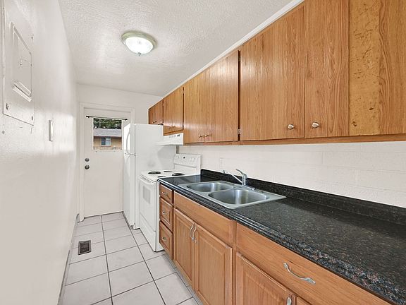 5th image of 3080 Eccles Ave APT 7