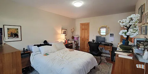 Rented by Metropolis International Realty Inc.