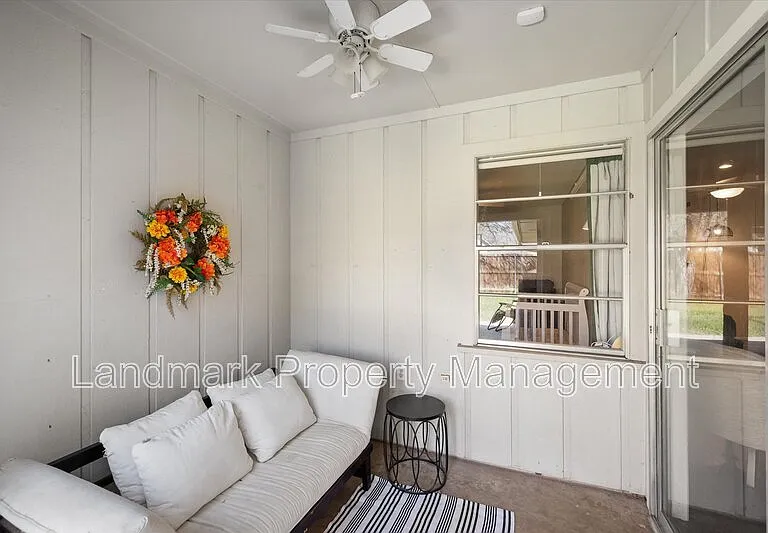 1415 Moss Rose Cir — Photo 34