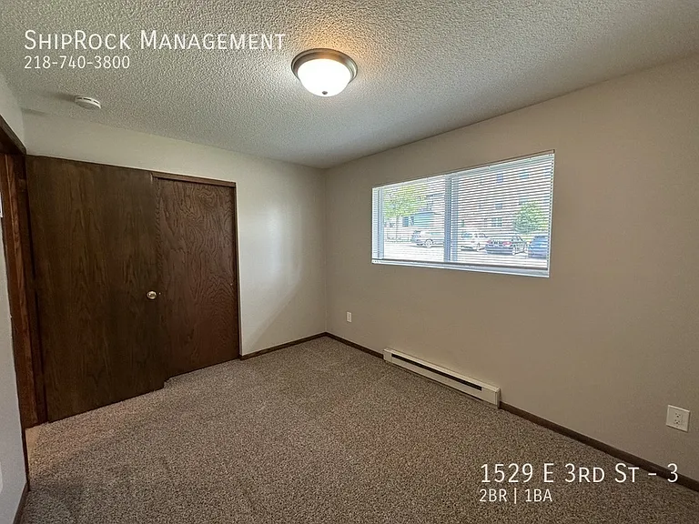 1529 E 3rd St #3 — Photo 15