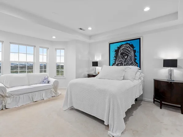 27 Creekside Court image 25 of 37