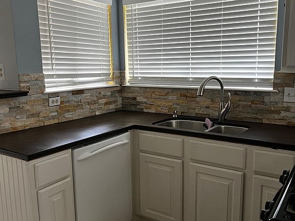 2nd image of 5155 Beaverhollow Dr