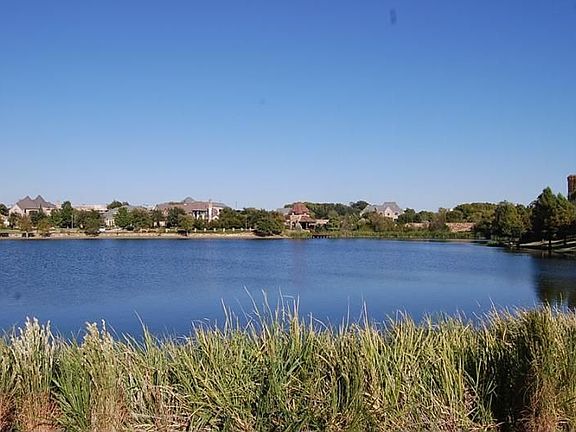 2nd image of 3998 Touraine Dr