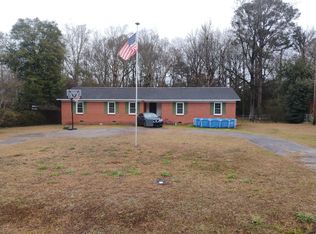 101 Maple Dr, Dublin, GA 31021