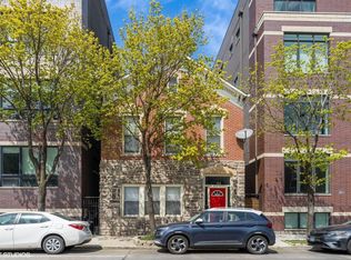 560 W 18th St APT 2, Chicago, IL 60616