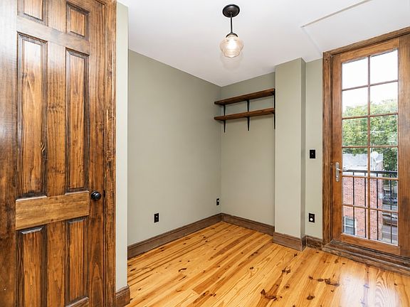 5th image of 43 Newel St #4B