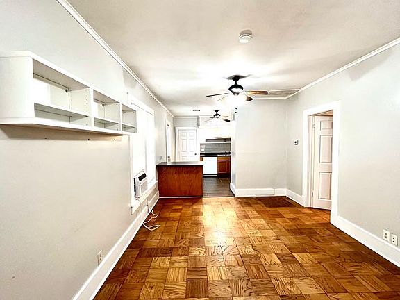 3rd image of 3915 N Youngs Blvd