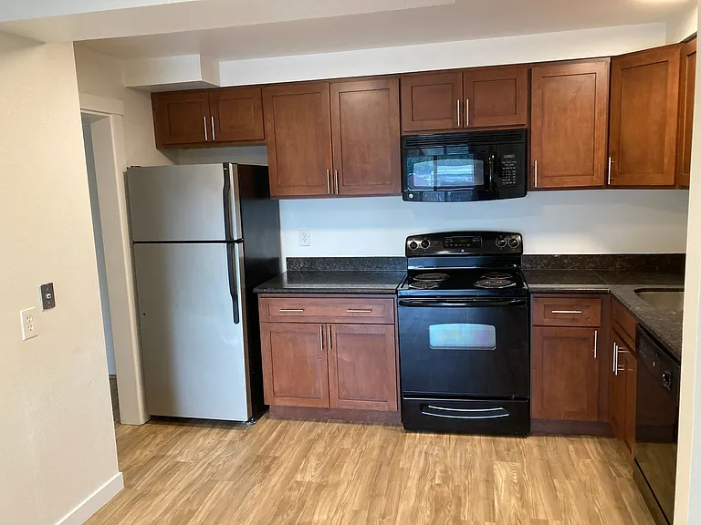 Queen Anne 9 — Photo 6