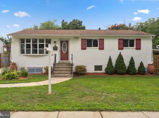 12110 Lauderdale Dr, Rockville, MD 20852