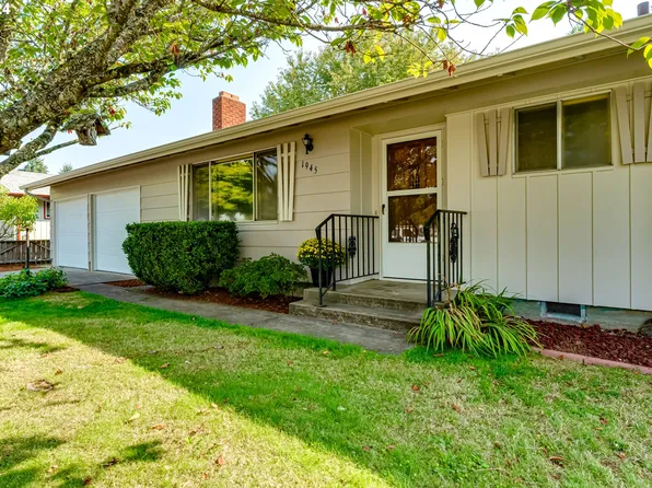 1945 N Danebo Ave, Eugene, OR 97402