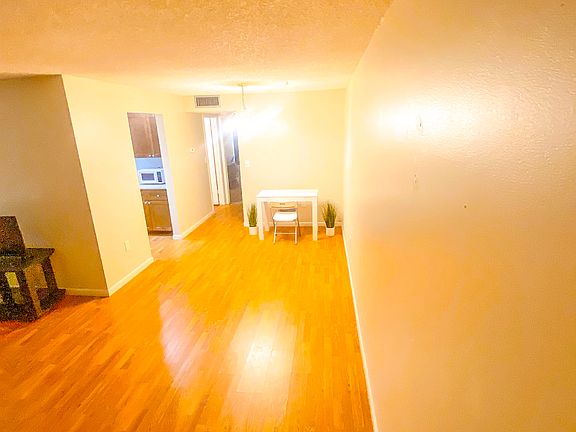 *Pictures are for a different unit until current unit pictures are available. Unit is not furnished.*