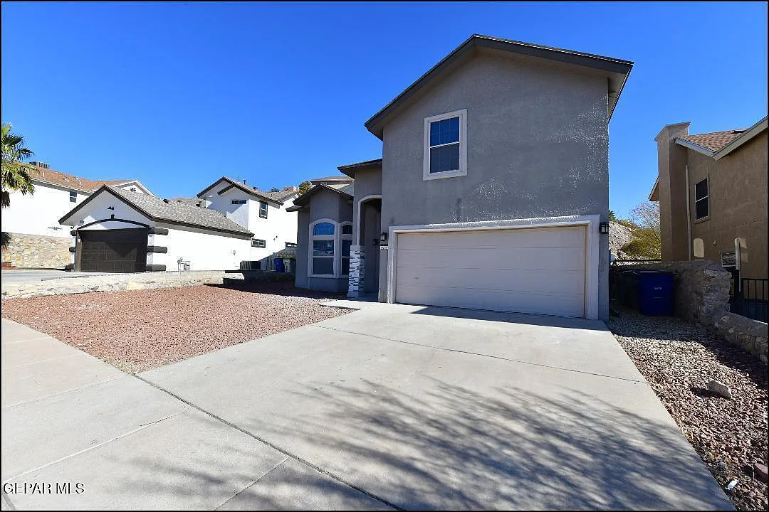 Building Photo - 1603 Villa Del Sol