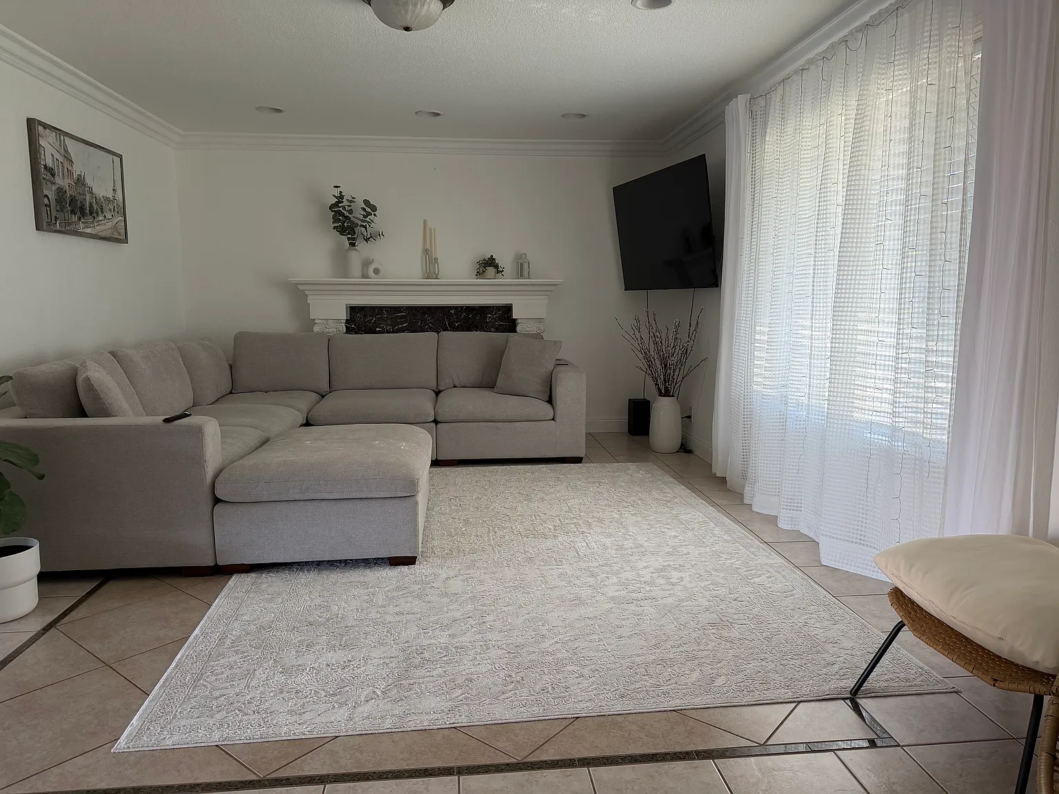 3 bed, 1296 sqft, $2,800 — Photo 4