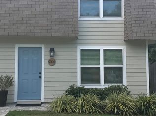 2106 Bay Rd, Neptune Beach, FL 32266