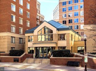 3835 9th St N APT 602E, Arlington, VA 22203