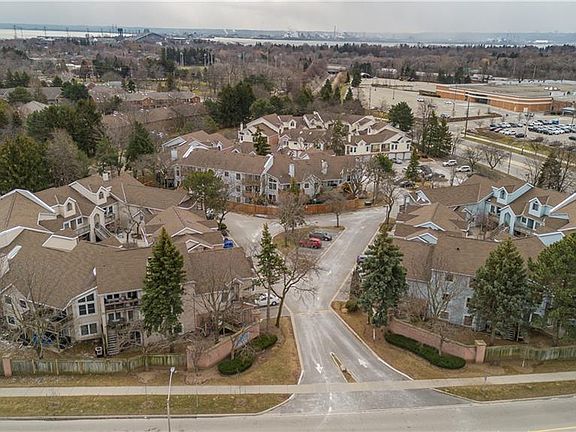 2nd image of 1210 Thorpe Rd #418