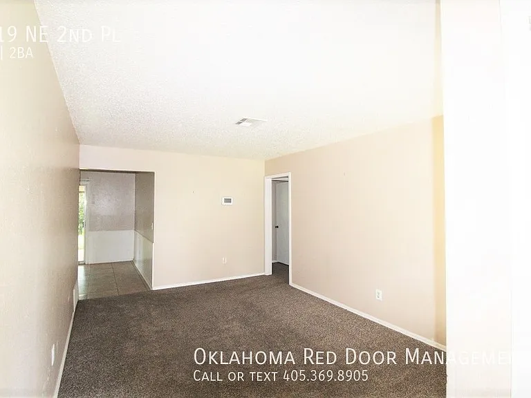 9719 NE 2nd Pl — Photo 2