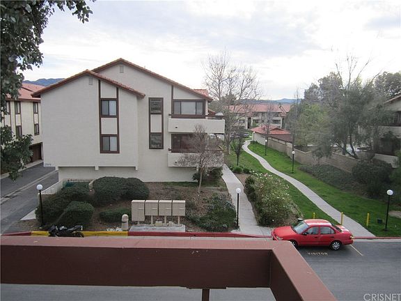 3rd image of 28010 Tiffany Ln Unit 302