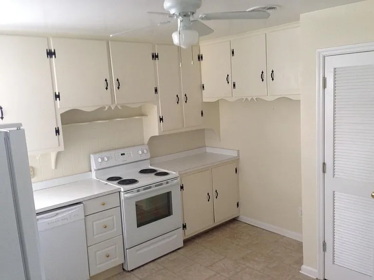 Large kitchen