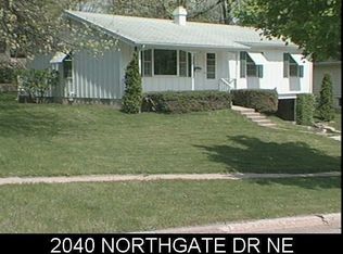 2040 Northgate Dr NE, Cedar Rapids, IA 52402