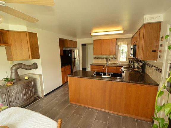 3rd image of 11225 SE 315th Ct
