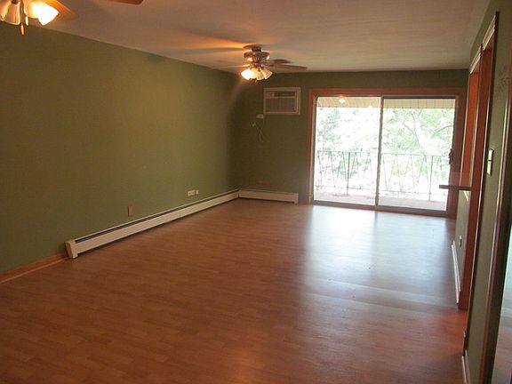 4th image of 14000 Waterbury Dr #1005