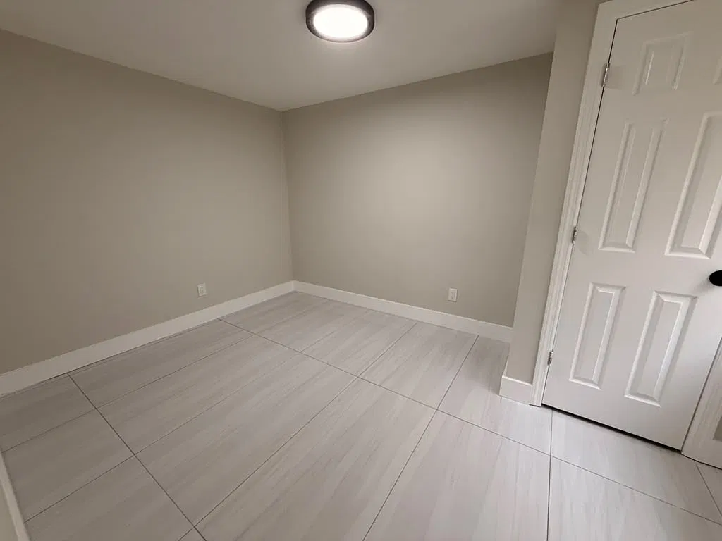 3 bed, $2,150 — Photo 4