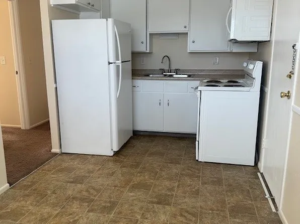 1090 Mineral Spring Ave, Providence, RI 02904