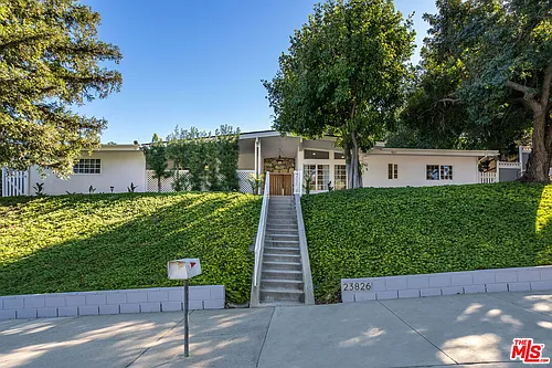 23826 Burbank Blvd Photo 1