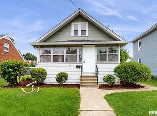 1718 13th Ave, Moline, IL 61265