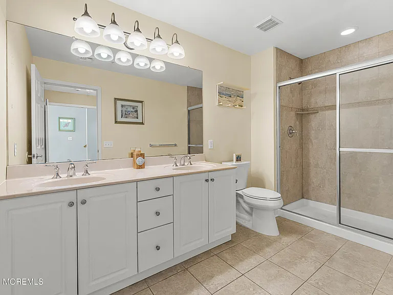 15 Sumner Ave #12 — Photo 25