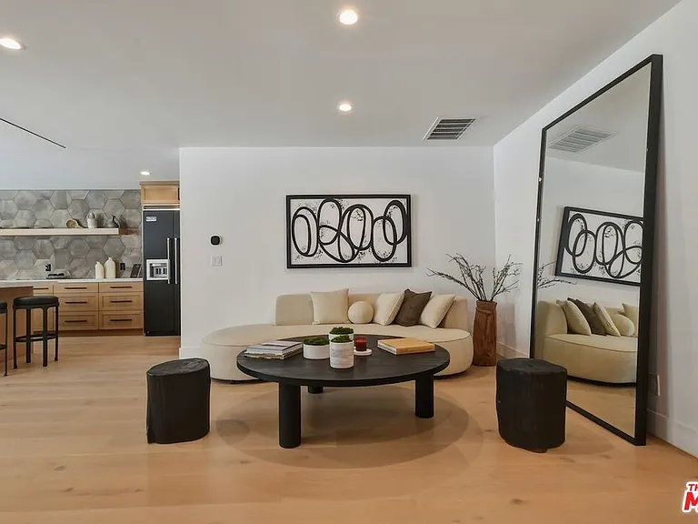 3721 Woodcliff Rd — Photo 6